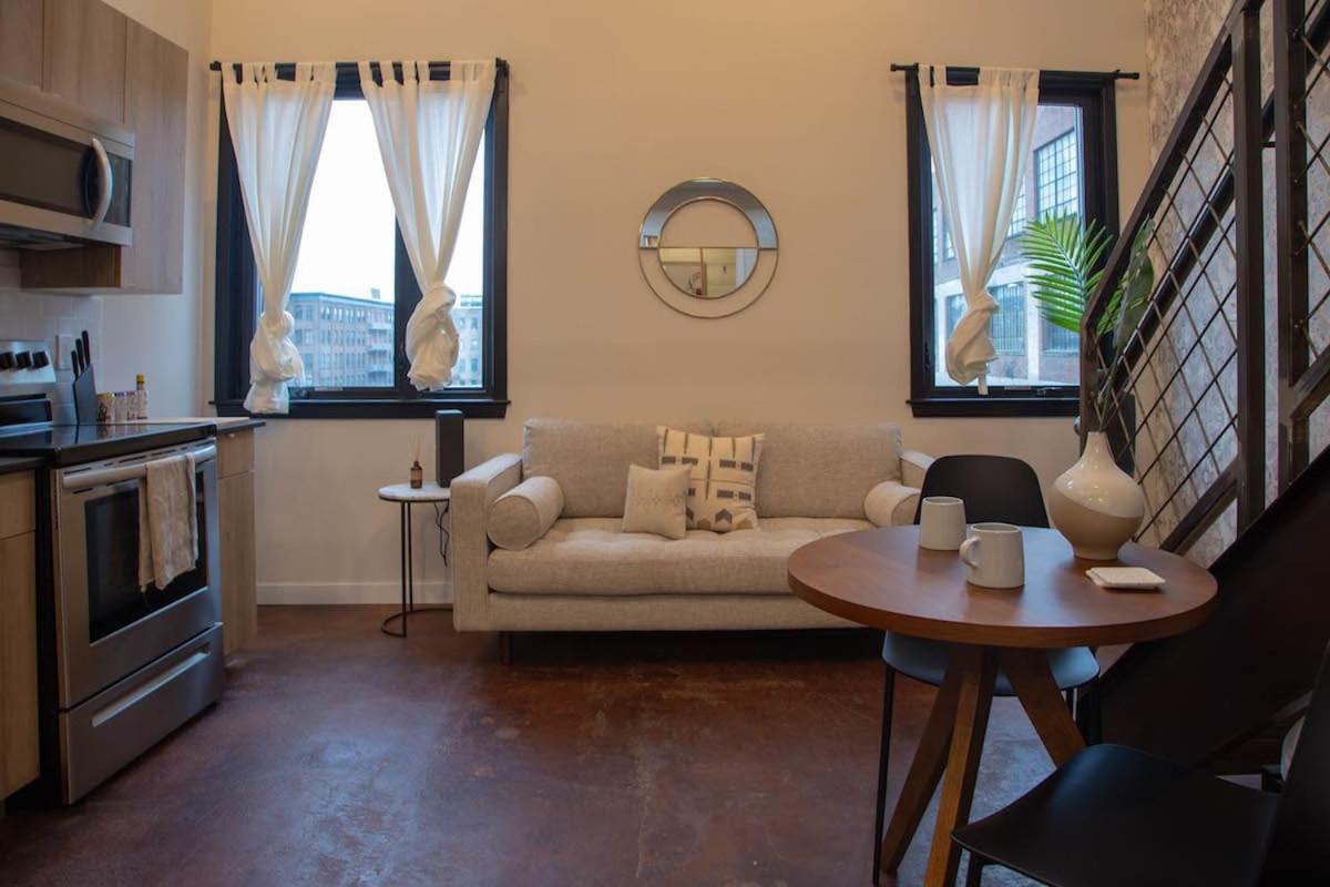 Reading Viaduct Loft, City Center, Contactless Check In Philadelphia Exterior photo