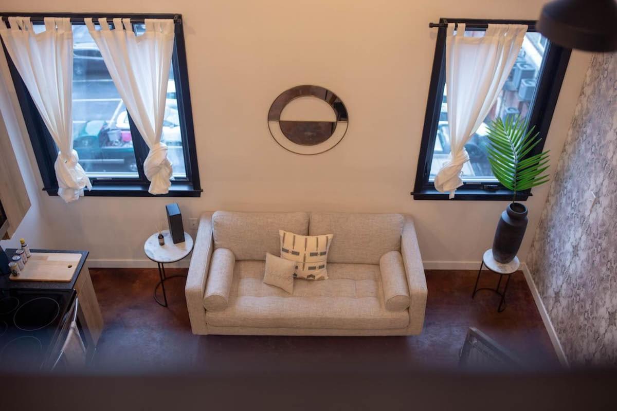Reading Viaduct Loft, City Center, Contactless Check In Philadelphia Exterior photo