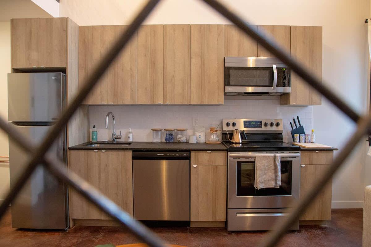 Reading Viaduct Loft, City Center, Contactless Check In Philadelphia Exterior photo
