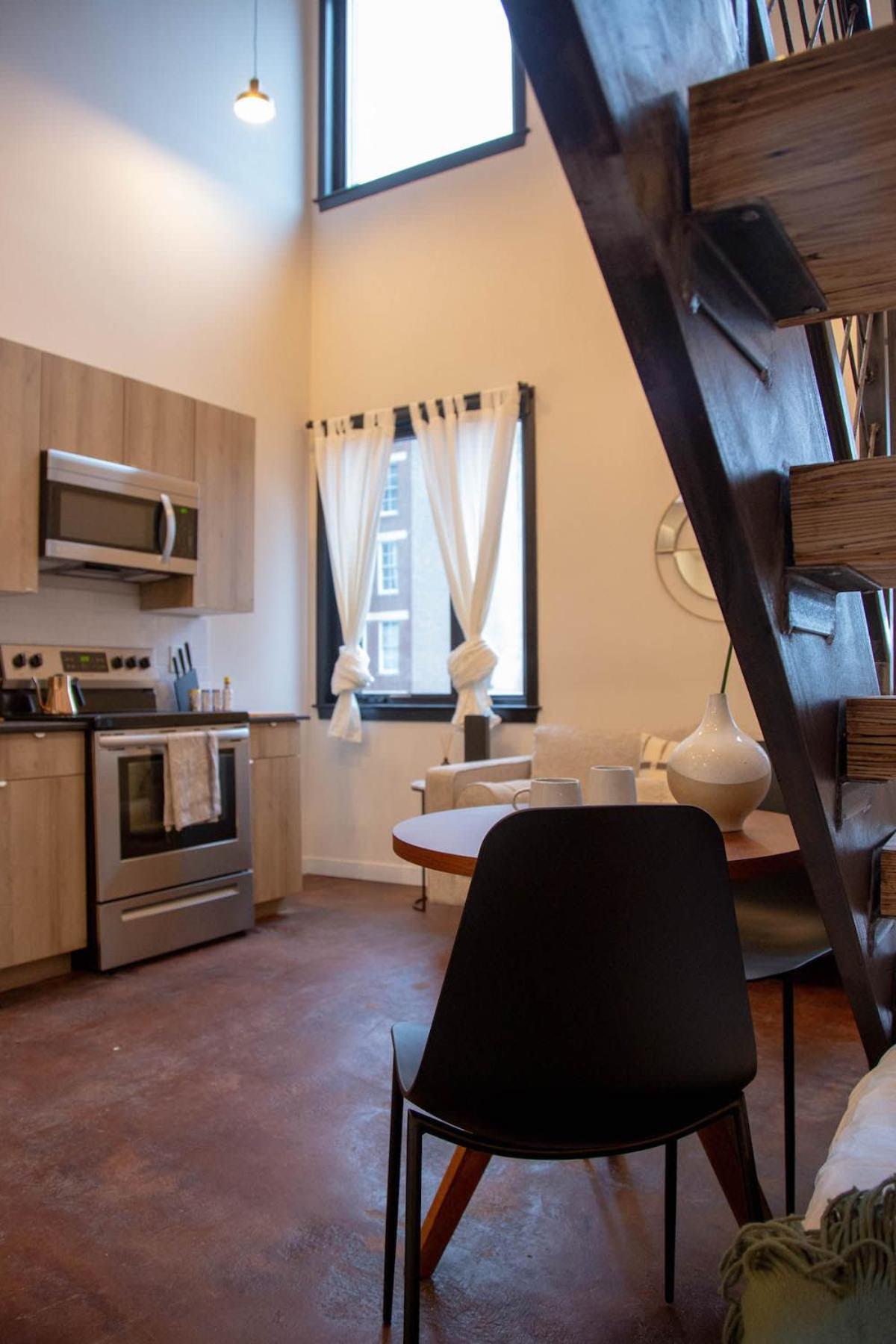 Reading Viaduct Loft, City Center, Contactless Check In Philadelphia Exterior photo